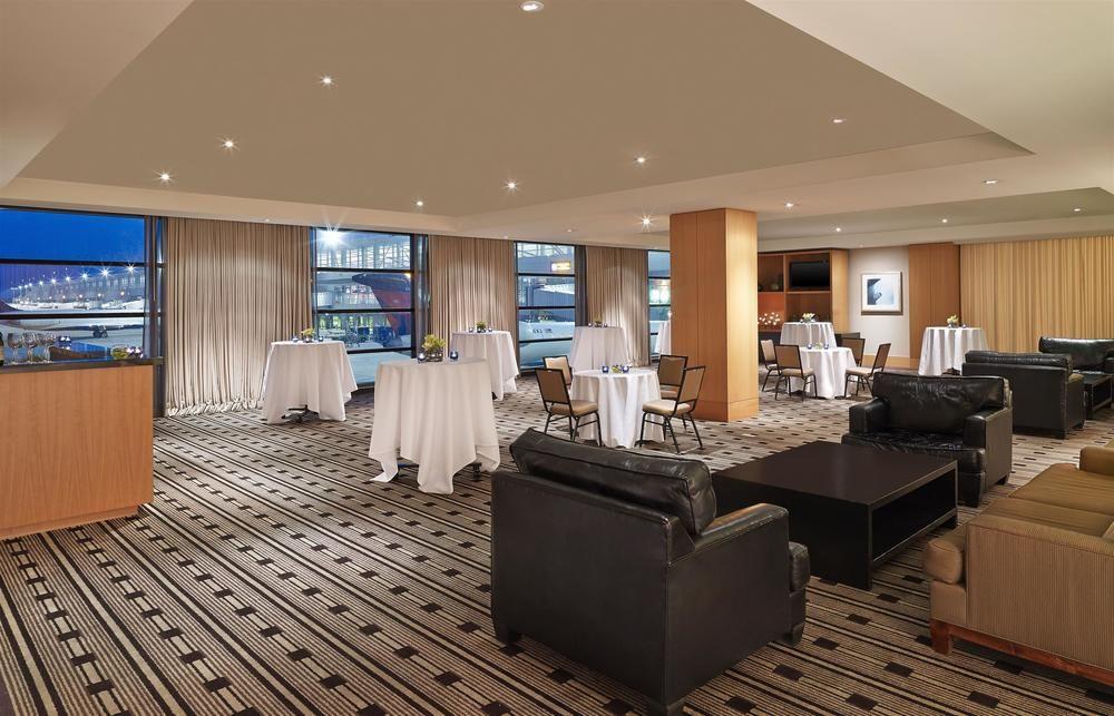 The Westin Detroit Metropolitan Airport Otel Romulus Dış mekan fotoğraf