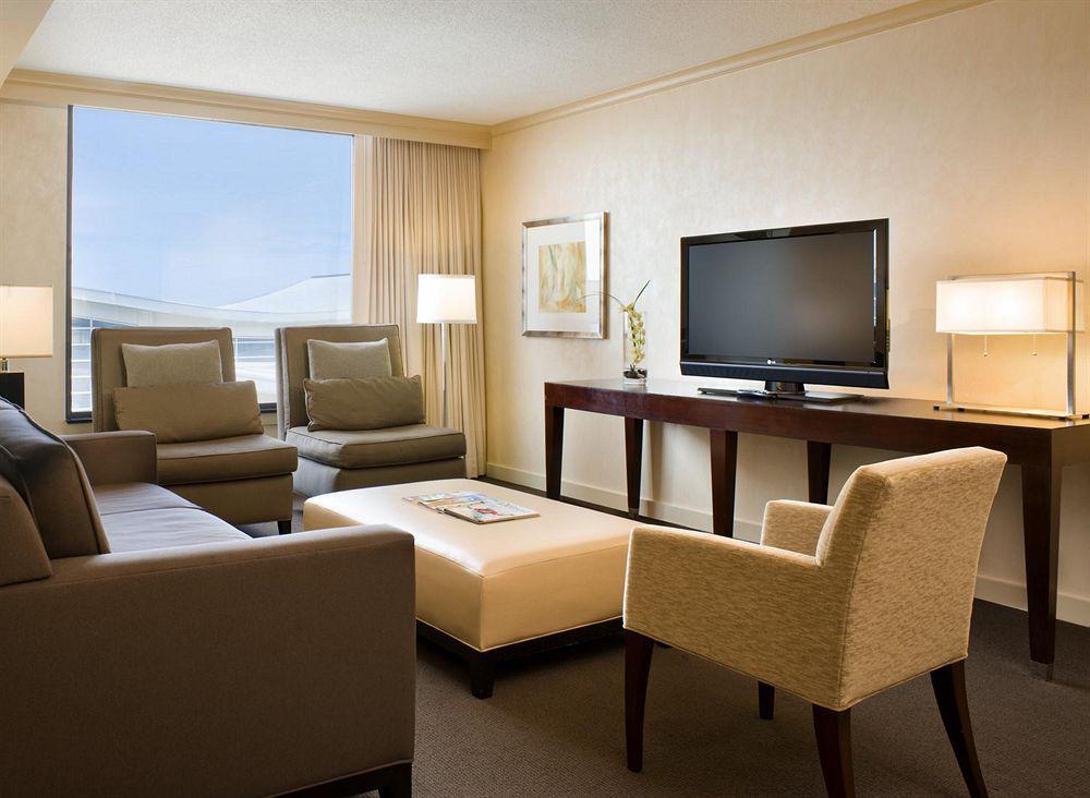 The Westin Detroit Metropolitan Airport Otel Romulus Dış mekan fotoğraf